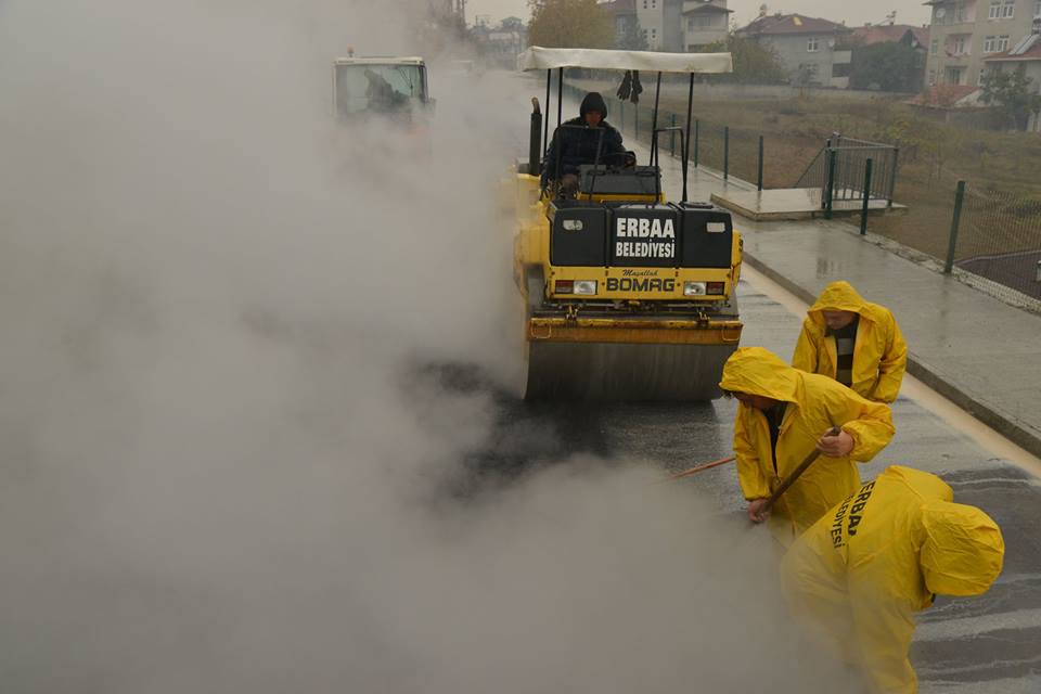 Erbaa Belediyesi Bir Günde 250 Ton Asfalt Döktü.