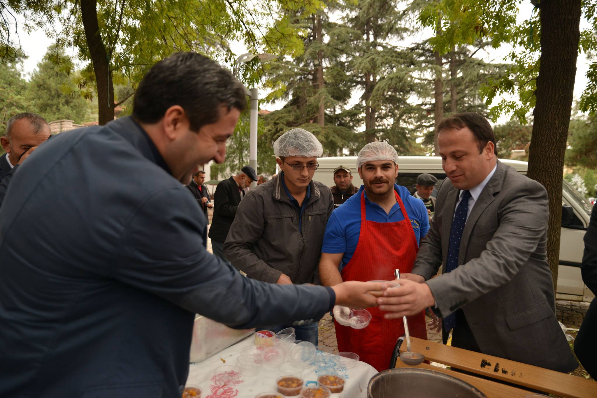 Erbaa Belediyesi Yaklaşık 3 Bin kişiye Aşure Dağıttı.