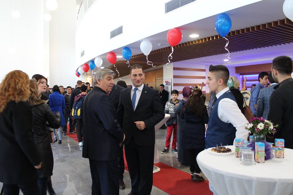 Gencecik Ellerin Yaptığı Çalışmalar, Büyüklerimize Gülümseyen Yürek Olsun