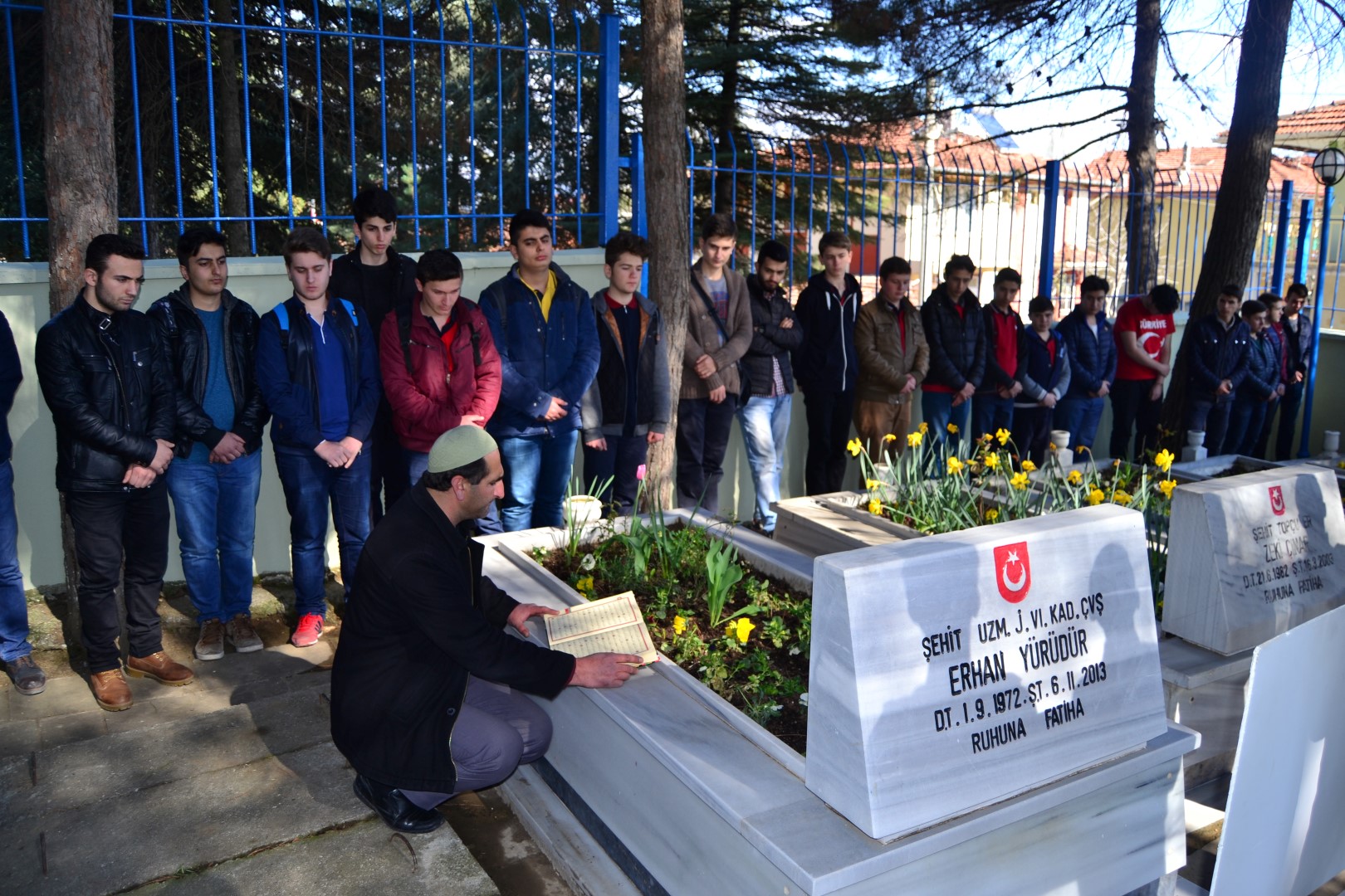 Erbaa'lı Gençler Şehitlerimizi Ziyaret ettiler