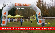 NİKSAR LİGE MADALYA VE KUPAYLA BAŞLADI