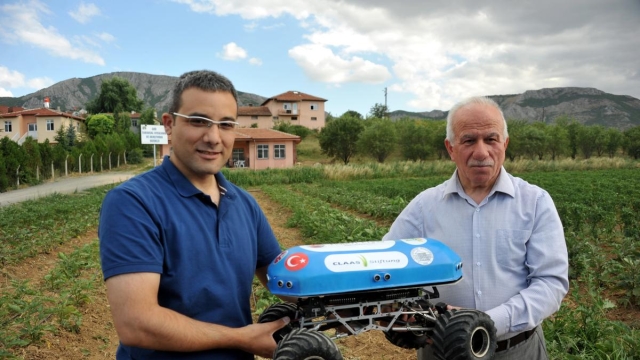 Tokat'ta Gaziosmanpaşa Üniversitesi Tarım Robotu Yaptı