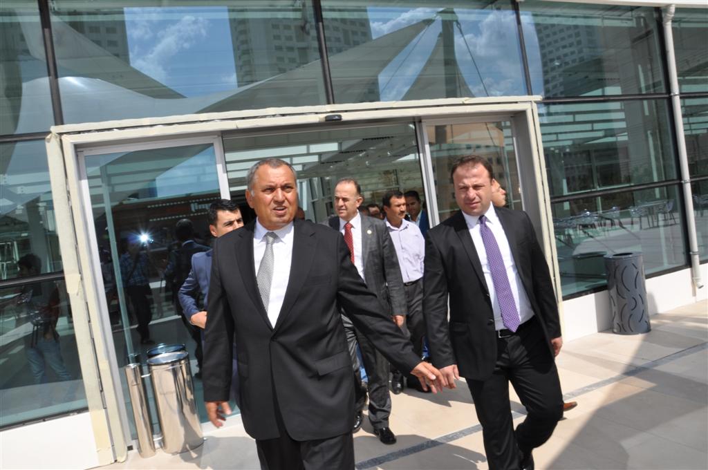 BAŞKAN YILDIRIM ÖZDİLEK AVM AÇILIŞINA KATILDI