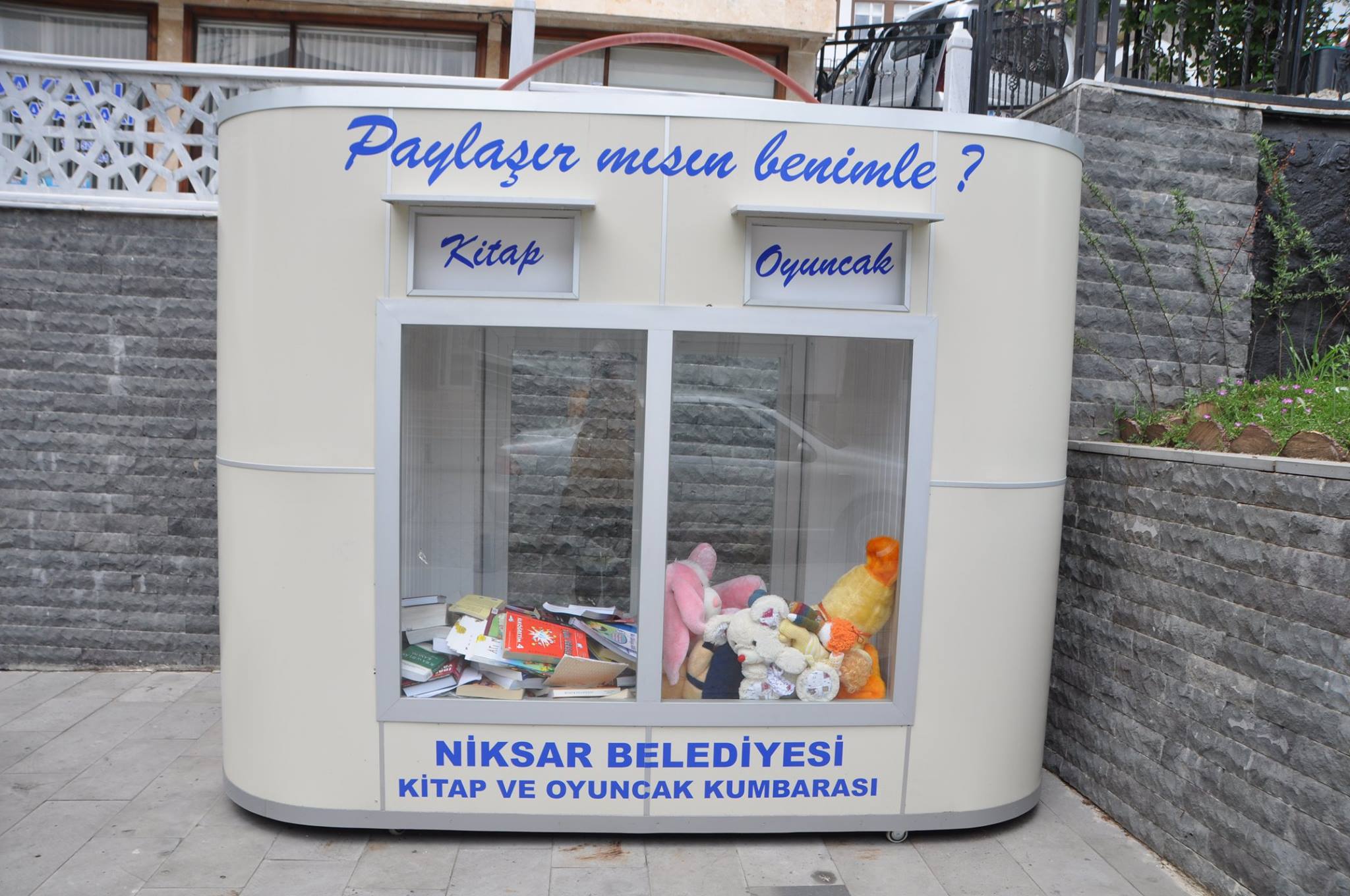 PAYLAŞIRMISIN BENİMLE ?