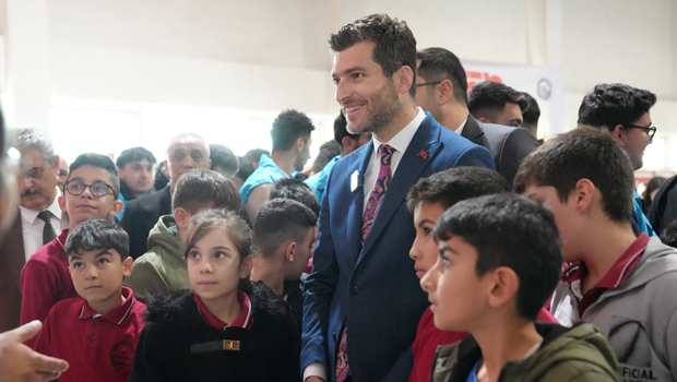 Erbaa Belediyesi tarafından düzenlenen Erbaa Kitap Günleri’nin açılışı yapıldı. 