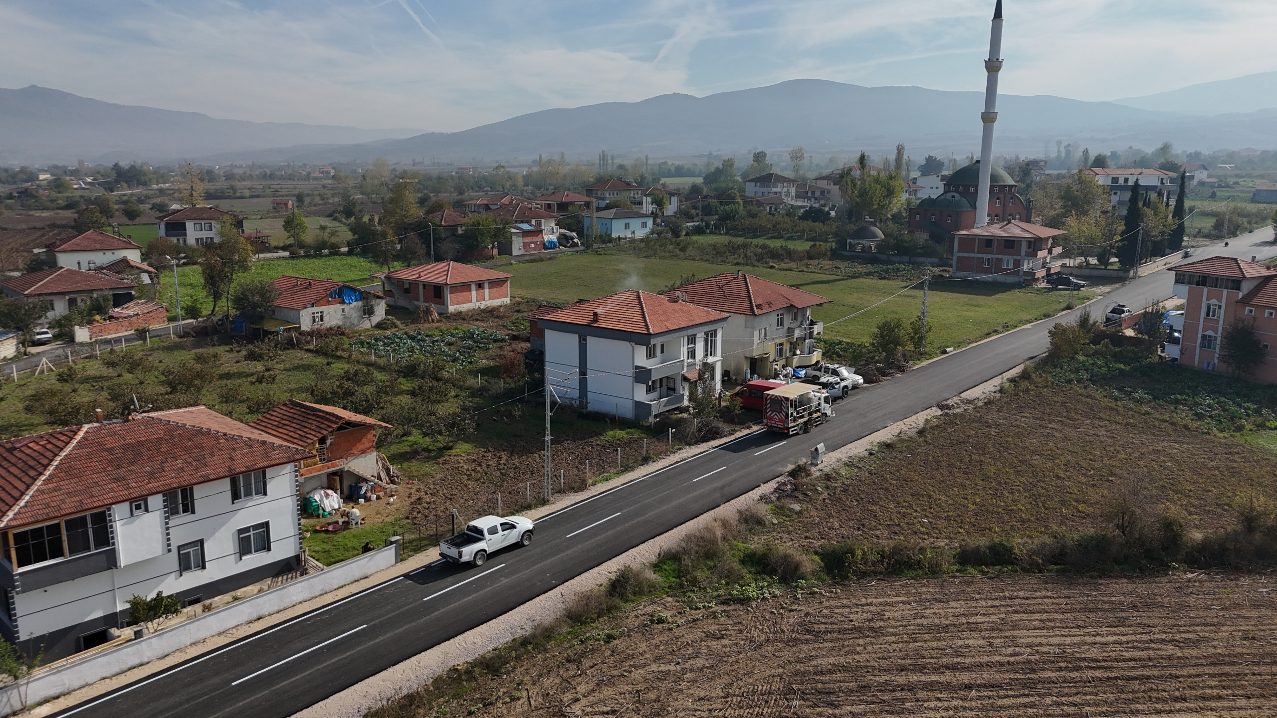 Erbaa Belediyesi, trafik güvenliği ve ulaşımda düzenin sağlanmasına yönelik çalışmalara devam ediyor.