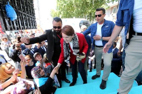 Meral Akşener Tokat'ta