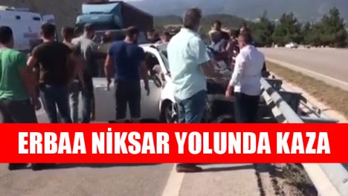 Niksar Erbaa Yolunda Kaza: 4 yaralı