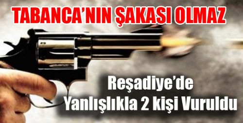 Otomobilin İçinde İki Kişiyi Yanlışlıkla Vurdu