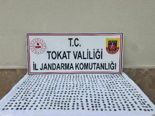 Tokat'ta, 620 adet sikke ele geçirildi